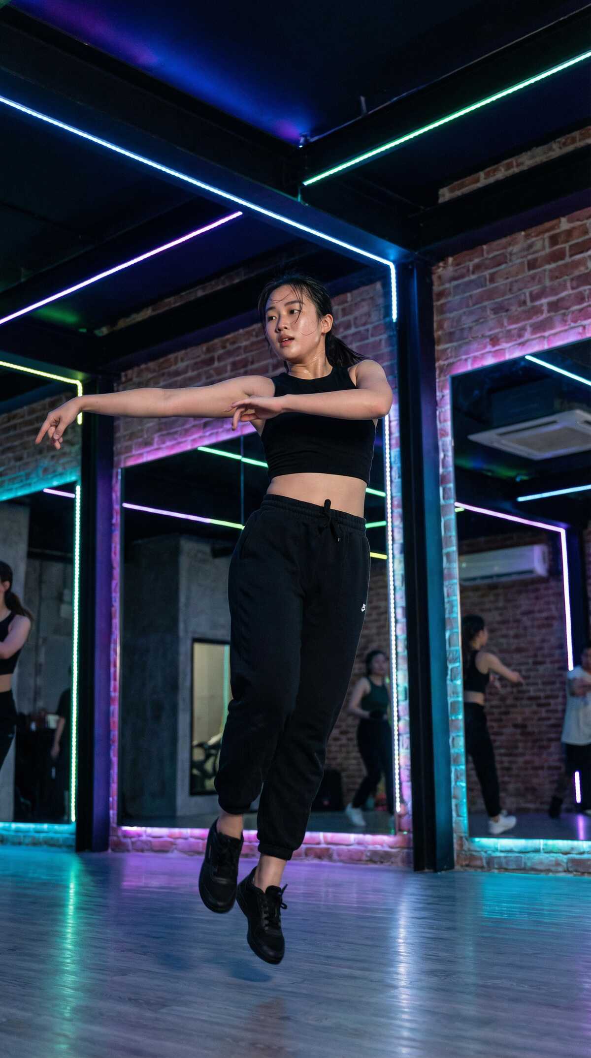 麻豆文化研究员周雅文